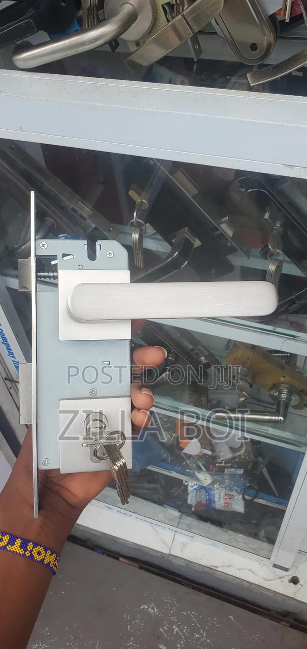 Stainless Steel Lock Heavy · Photo 3