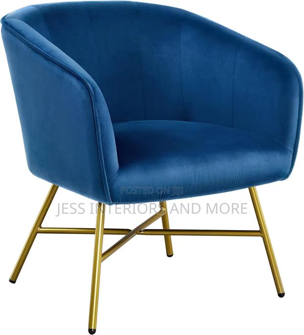 Velvet Accent Chair (Blue) · Photo 1