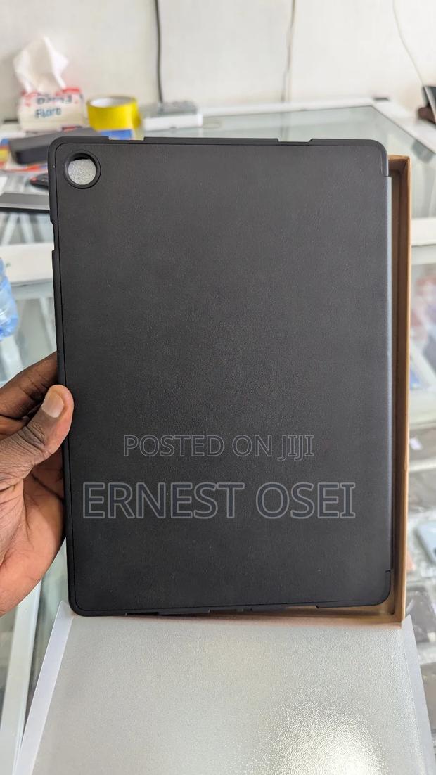 Galaxy Tab A9+ Flip Cases · Photo 2