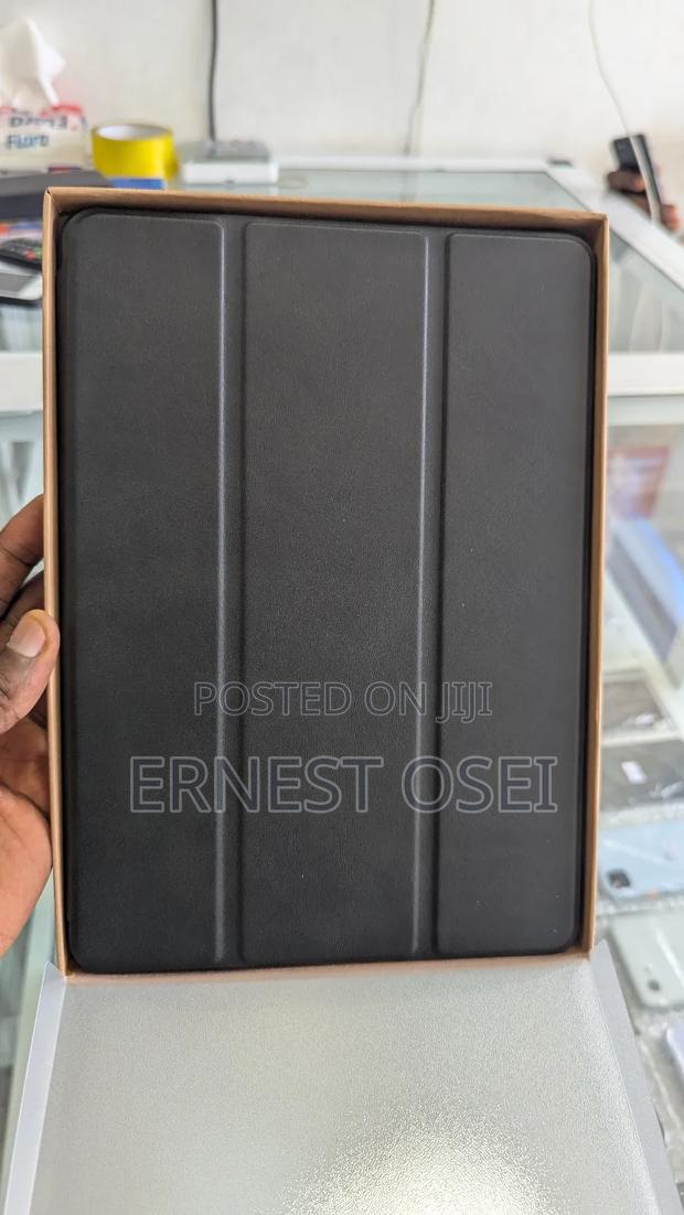Galaxy Tab A9+ Flip Cases · Photo 3