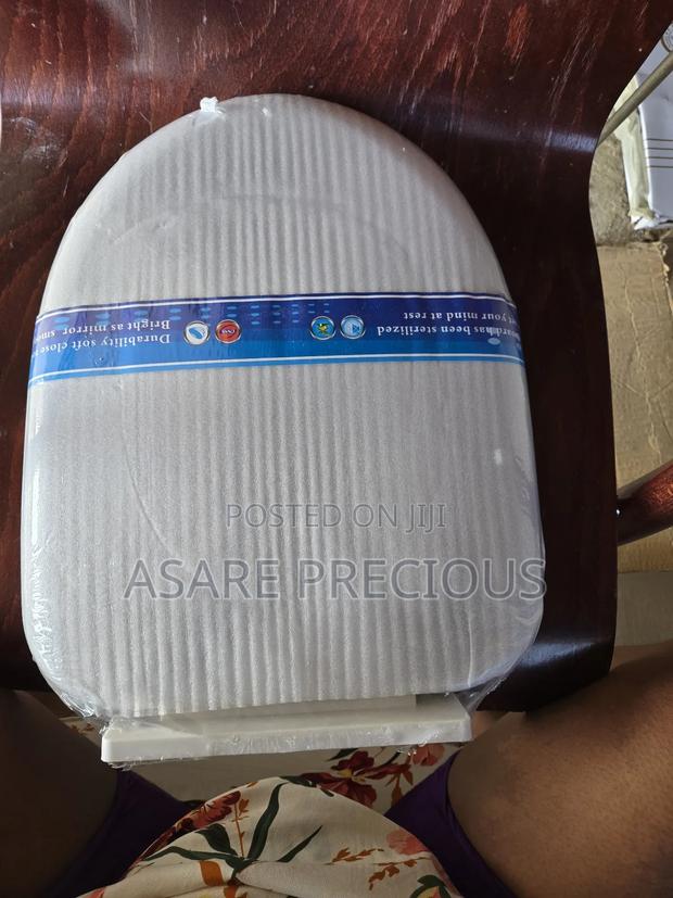 Wc Seat Cover · Photo 2
