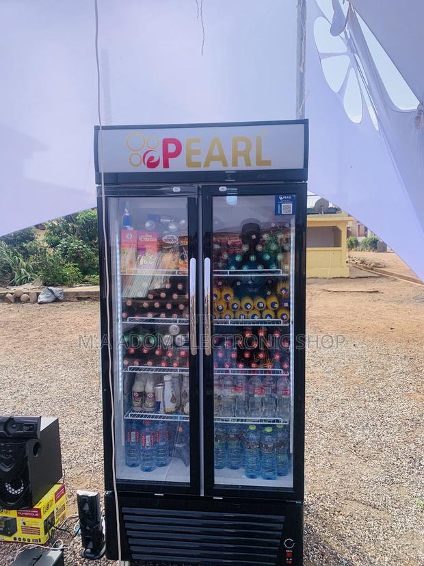 Quiet Operation Pearl 568 Litres Showcase Fridge · Photo 1
