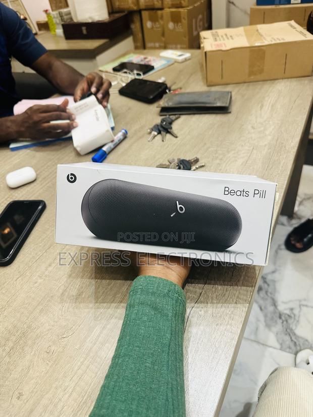 Up to 24 Hour Battery Life Pill Beats Bluetooth Speaker · Photo 1