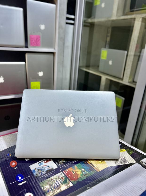 Laptop Apple MacBook Pro 2014 16GB Intel Core I7 SSD 256GB · Photo 2