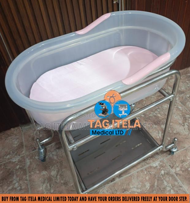 Baby's Cot (Standard) · Photo 1