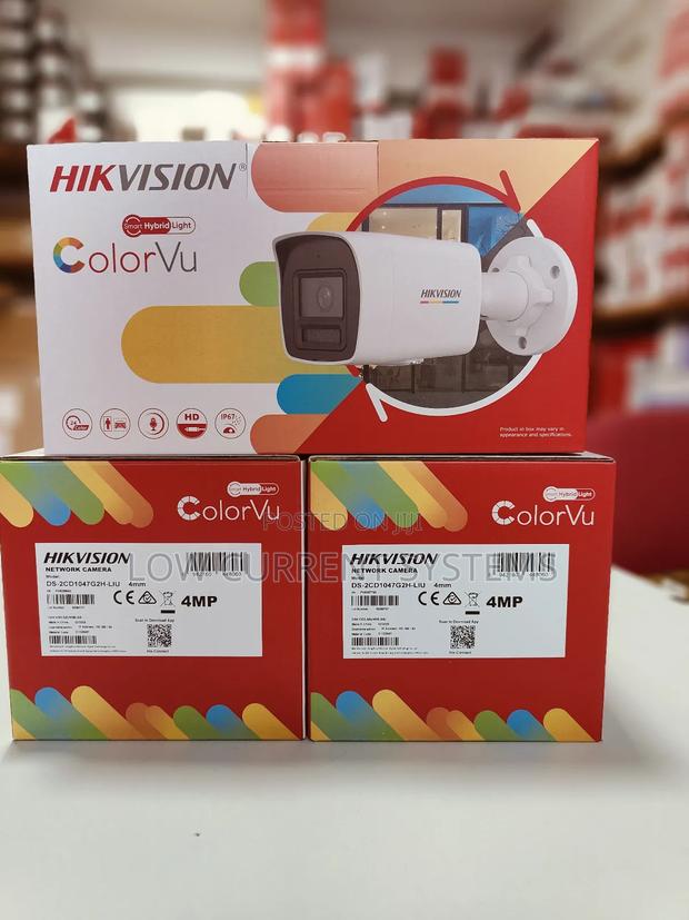 Hikvision 4mp Ip Colorvu Hybrid Audio Network Night Vision · Photo 1