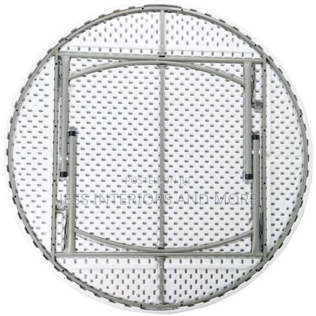 Foldable Outdoor Table (White) · Photo 3