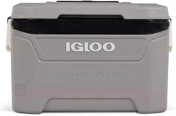 Sunset 60 Quart Roller Cooler · Photo 3