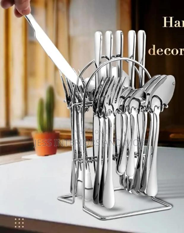 24 Piece Stainless Steel Cutlery Set(Silver) · Photo 2