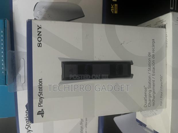 Charging Dock Sealed · Photo 2
