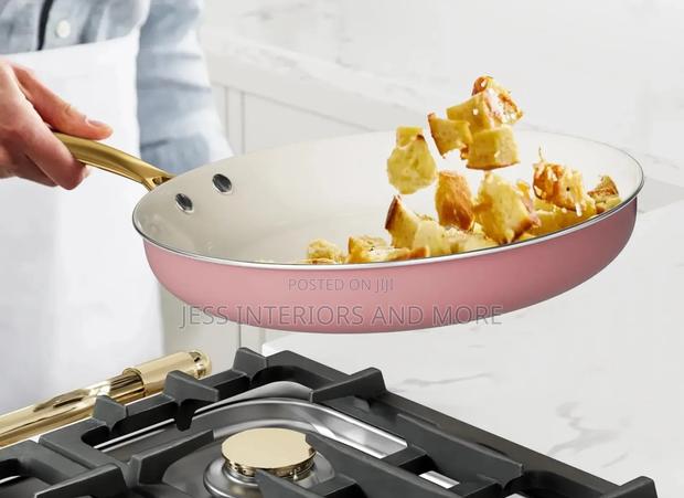 Ceramic Non-Stick Cookware Set · Photo 5