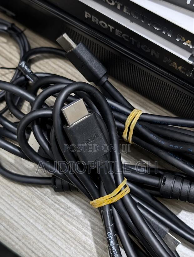 High Quality Hdmi to Hdmi Cable · Photo 3