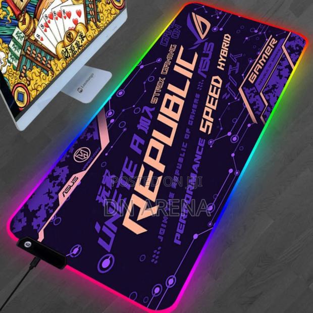 Extra Large RGB Mouse Pad Dimension: 900 * 400 Mm · Photo 4