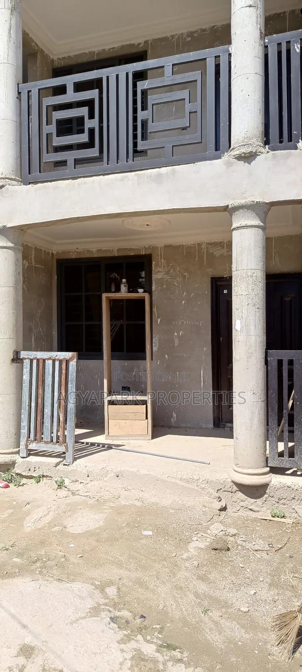 Apartment In Amasaman Three, Ga West Municipal For Sale · Photo 2