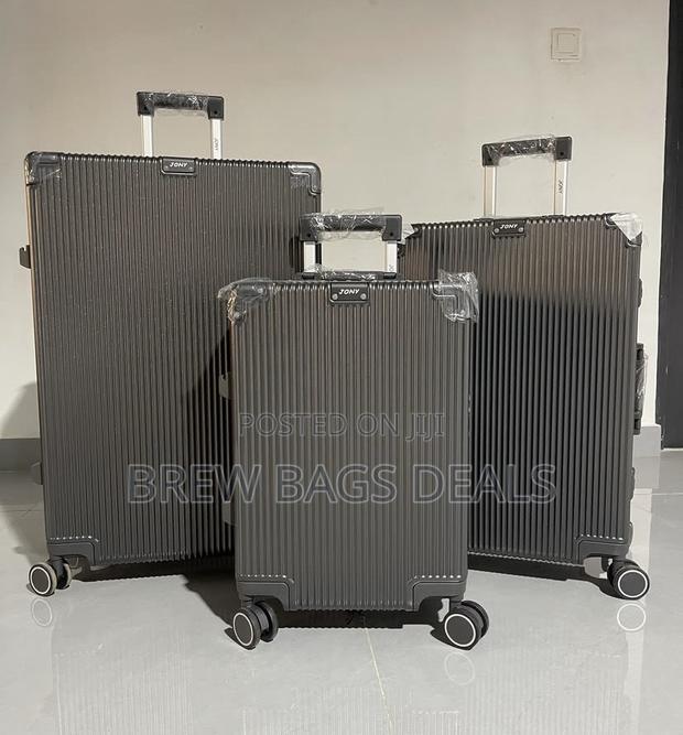 Jony Dark Grey 3set Aluminum Purely Locks Trunk Suitcase. · Photo 2