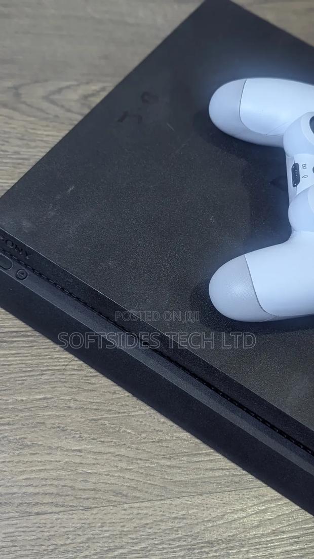 Neat Sony Playstation 4 Slim Jailbreak With Games Available · Photo 3