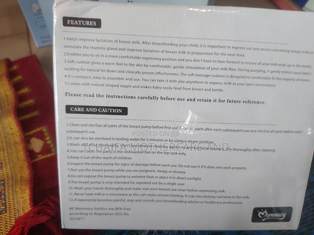 Momeaay Manual Breast Pump · Photo 3