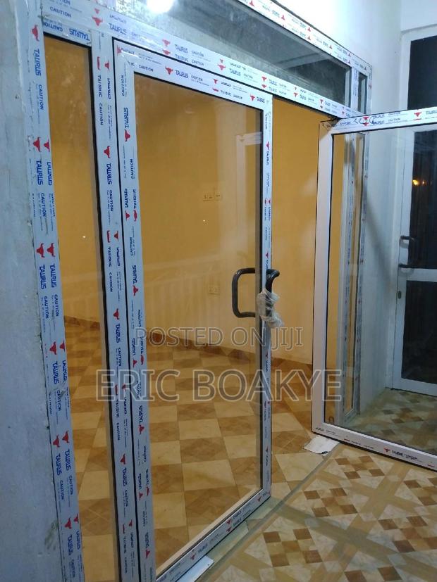 Fully Furnished Shops/Office Spaces for Rent at Pokuase. · Photo 1