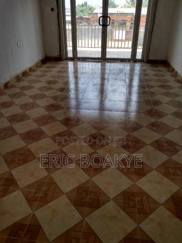Fully Furnished Shops/Office Spaces for Rent at Pokuase. · Photo 8
