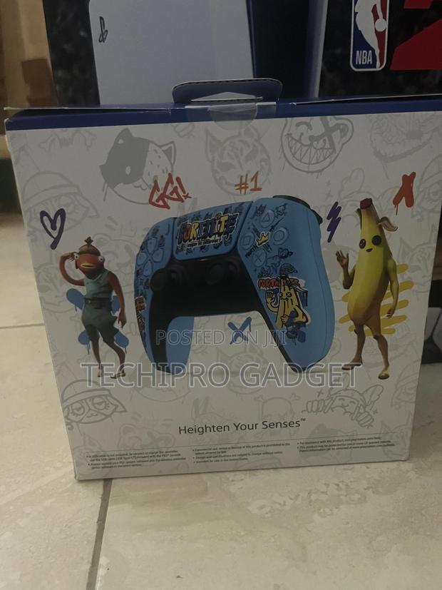 Fortnite Controller Sealed · Photo 1