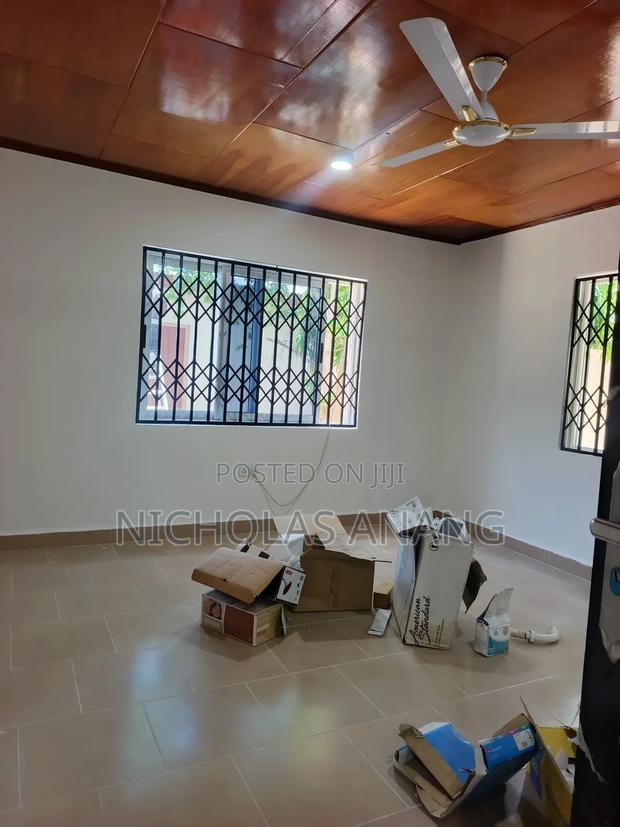 4bdrm Apartment in Dorns Properties, New Town for rent · Photo 8