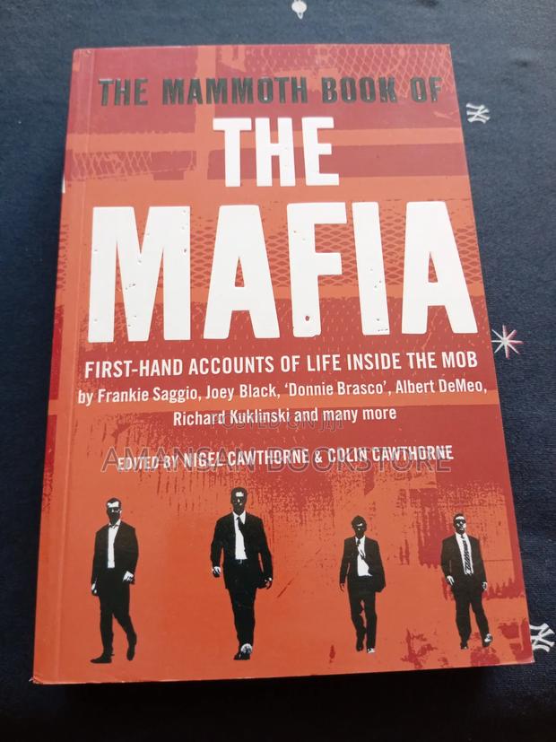 The Mammoth Book of the Mafia · Photo 1