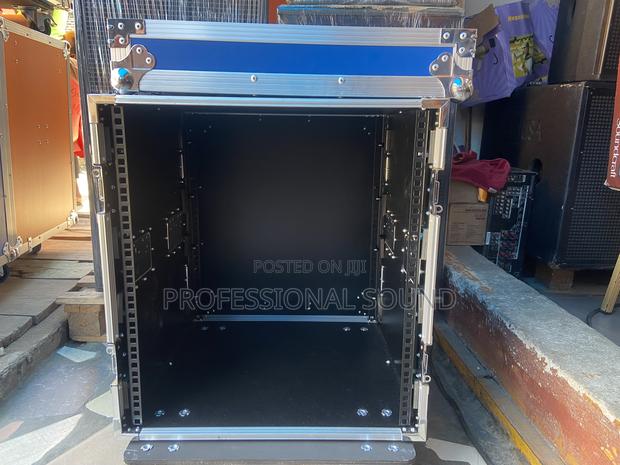 Amplify Rack 12u 2 Doors · Photo 2