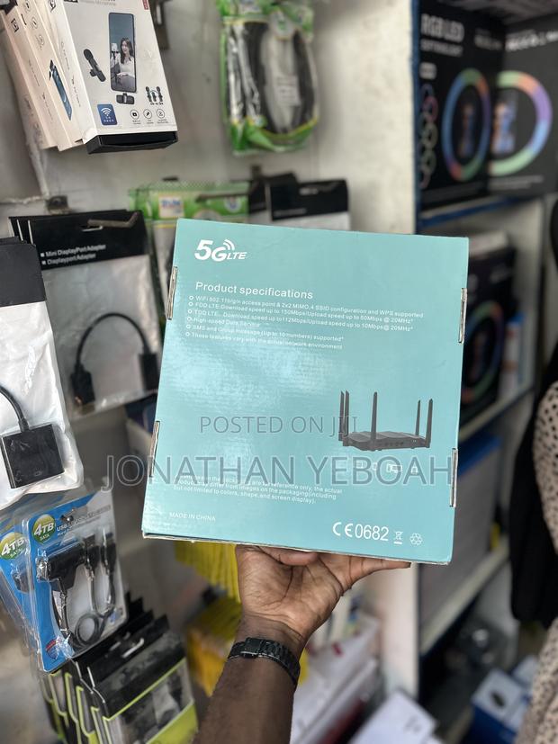 5g/Lte Universal Router · Photo 3