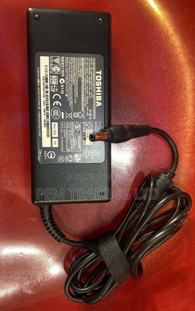 Original Toshiba Charger/Adapter 5.5*2.5mm 90w · Photo 1