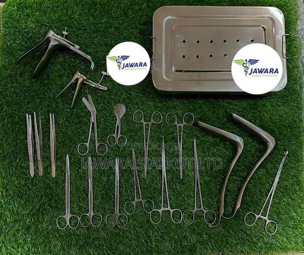 Delivery Set Gyenocolgy Surgery Instruments Standard Pack · Photo 1