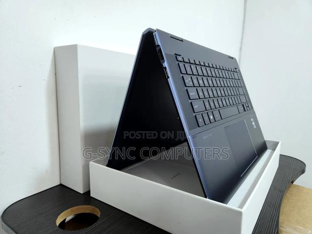 Laptop HP Spectre X360 16GB Intel Core i7 SSD 1T · Photo 7
