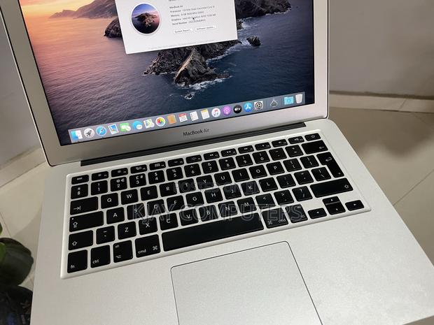 Laptop Apple MacBook Air 2012 4GB Intel Core i5 SSD 500GB · Photo 3