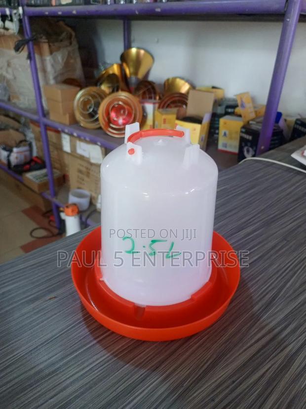 2.5ltrs Poultry Drinker · Photo 1