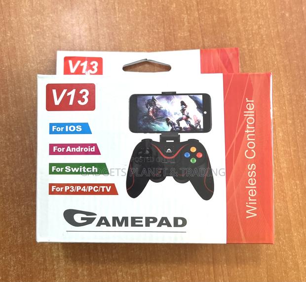 V13 Bluetooth Wireless Game Controller Pad · Photo 1