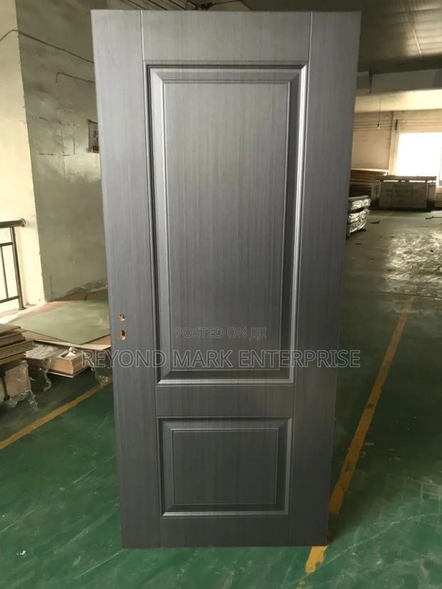 Luxury Bedroom Door · Photo 1