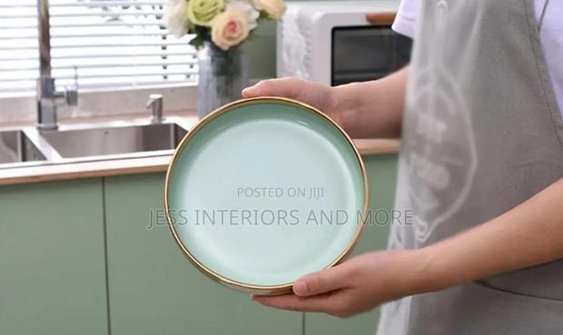 Dinnerware Set for 8 People (Mint Green) · Photo 5