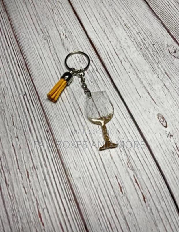 Resin Keyholders (Wine Glass Shape) · Photo 3
