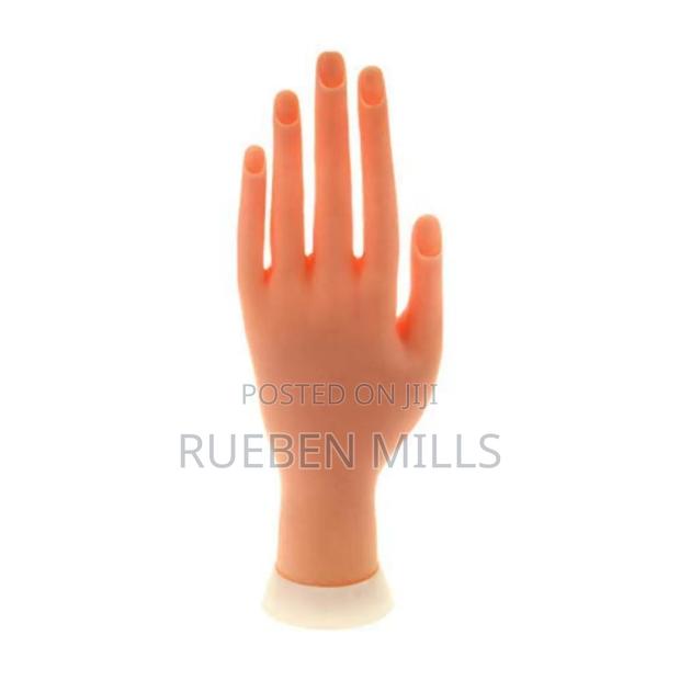 Salon And Art Training Practice Mannequin Hand · Photo 1