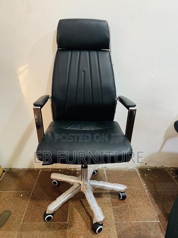 Black Leather Executive Office Chair