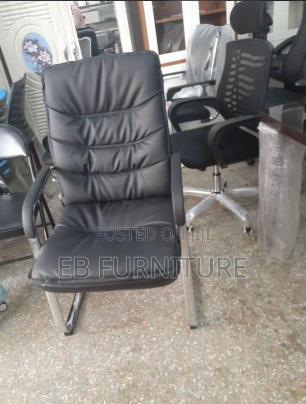 Pastors / Visitors Chair · Photo 1