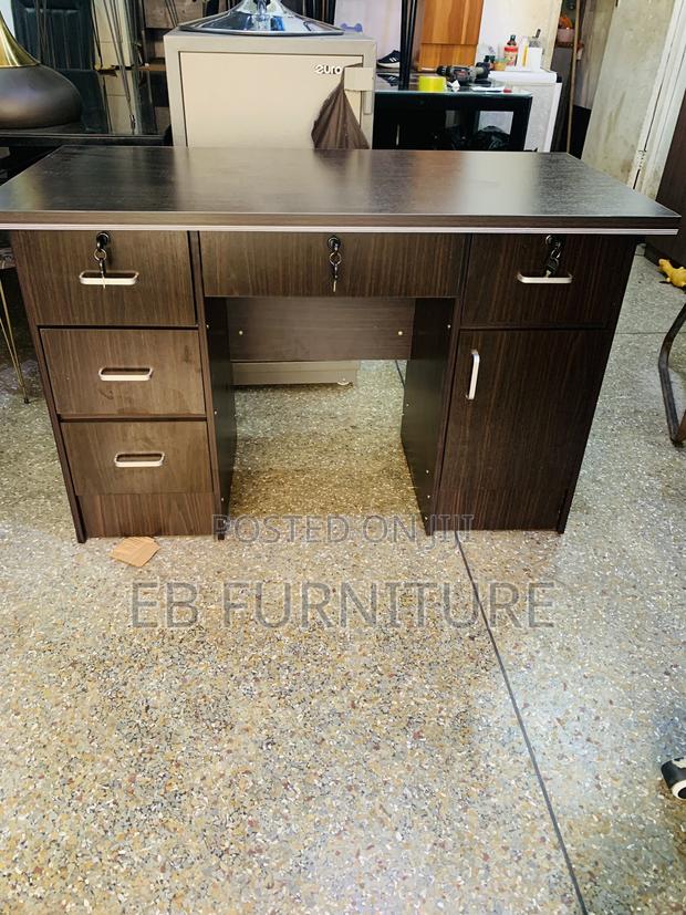 Office Desk · Photo 2