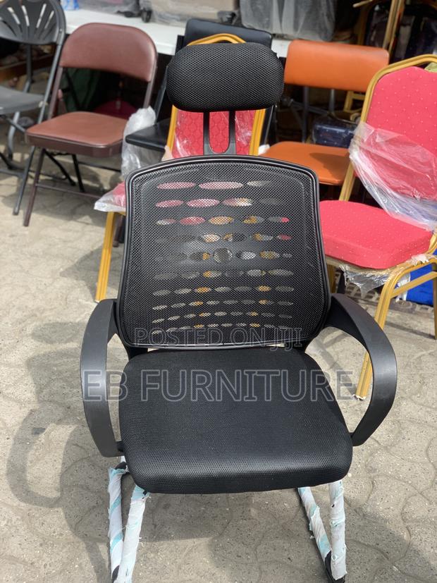 Visitors/ Conference Chair · Photo 1