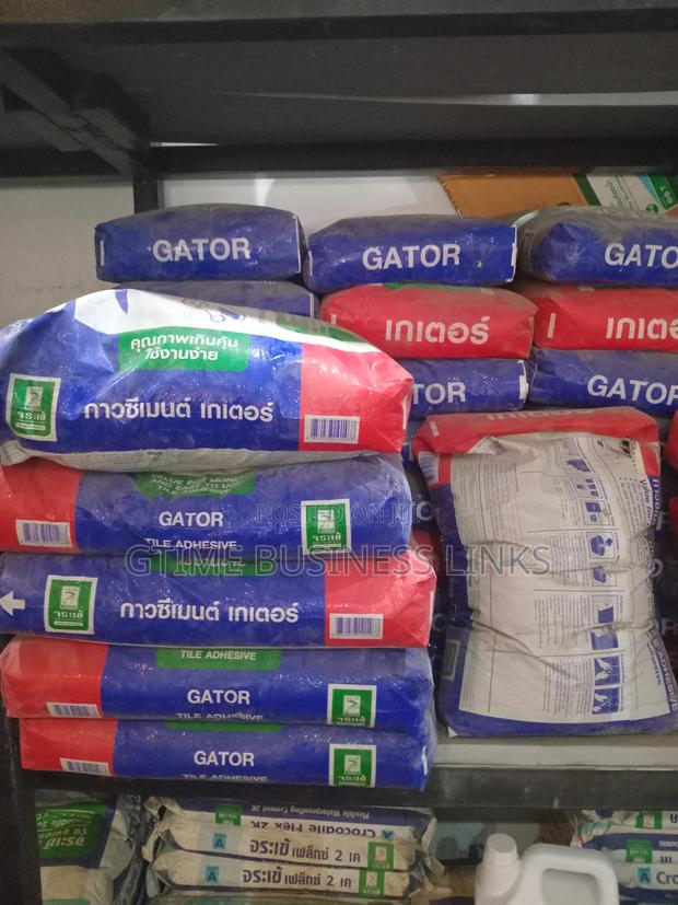 Gator Waterproofing Tile Adhessive · Photo 2