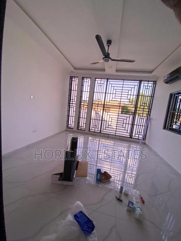 2bdrm Duplex in Kon Homes, Amasaman for sale · Photo 6