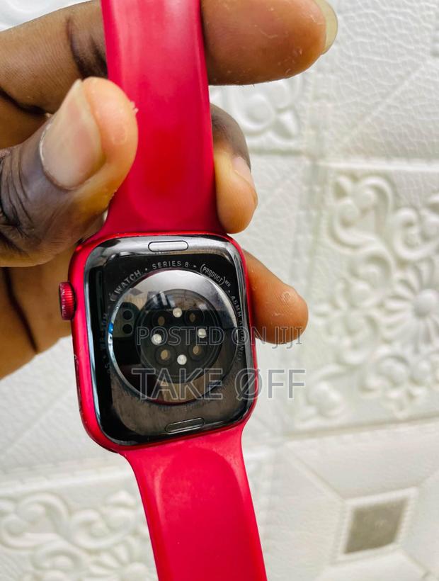 Apple Watch Series 8 45mm · Photo 2