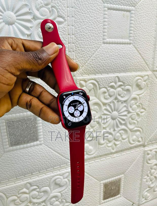 Apple Watch Series 8 45mm · Photo 1