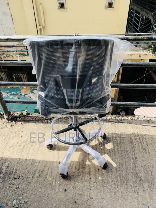Adjustable Net Counter Chair · Photo 3