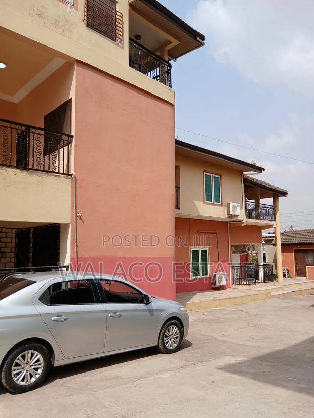 Furnished 4bdrm Apartment in Walako Estate, North Industrial Area · Photo 3