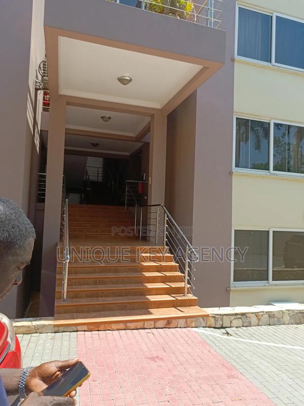Furnished 3bdrm Apartment for rent · Photo 2