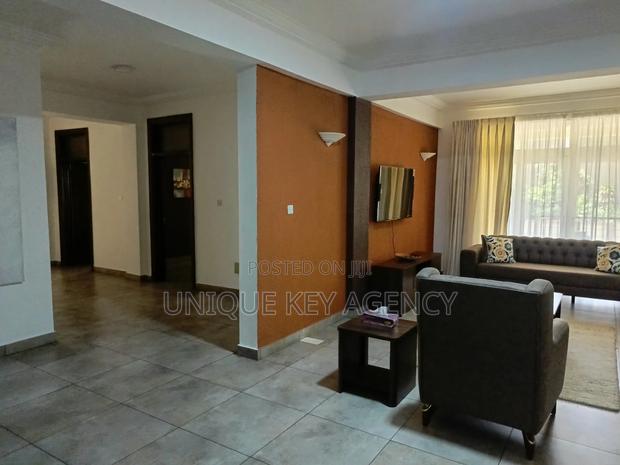 Furnished 3bdrm Apartment for rent · Photo 5